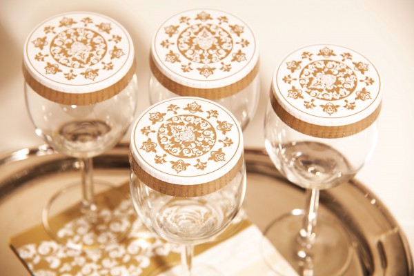 Drinksafe Caps aus Mattkarton " Herzlich Willkommen" 200 Stück